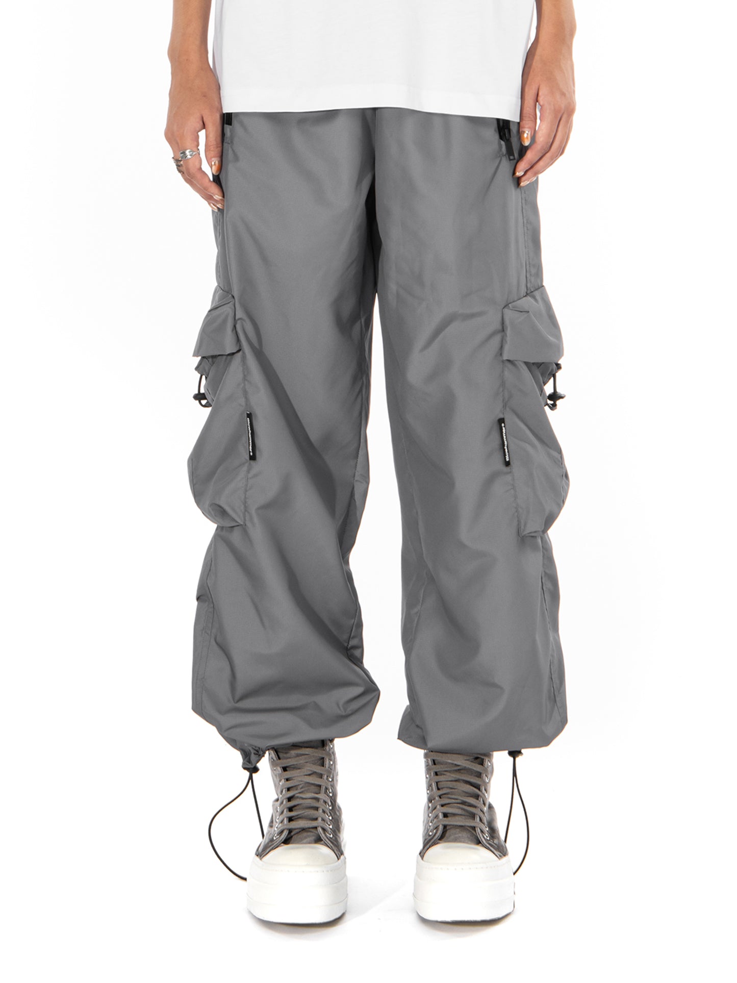 Silver Cargo | Blowhammer, color_grey